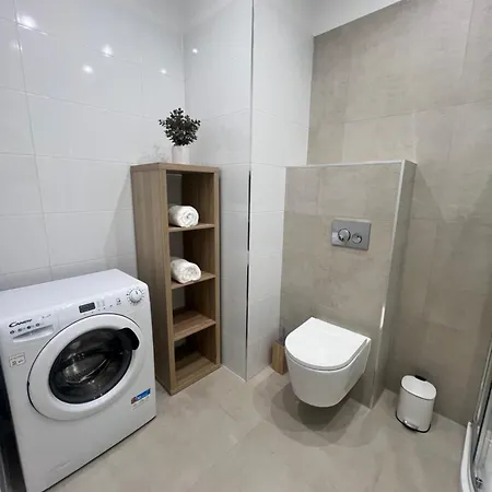 Appartement Parkowy Komfort -przy Centrum , Pkp